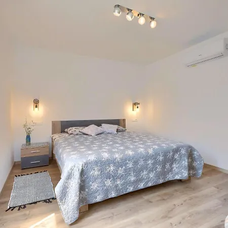 Holiday Dobrila By Interhome *