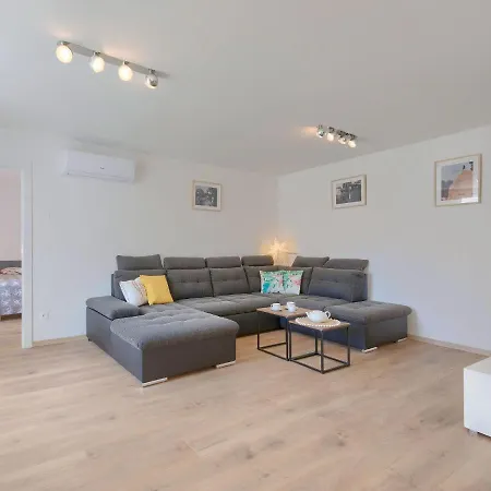 Ferienhaus Holiday Dobrila By Interhome Pazin